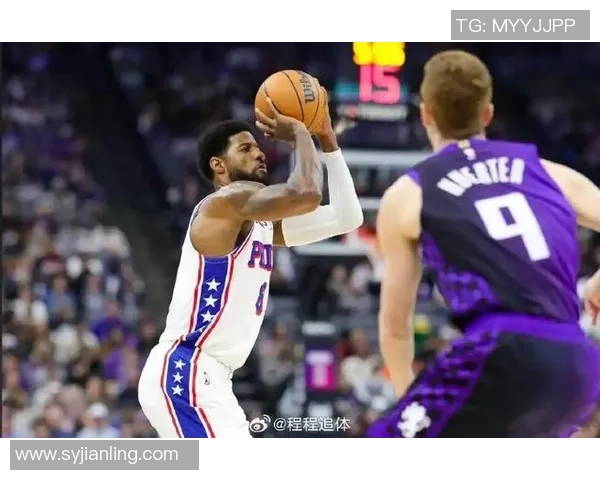 骑士队与费城76人展开激烈对决新浪体育全程直播精彩瞬间